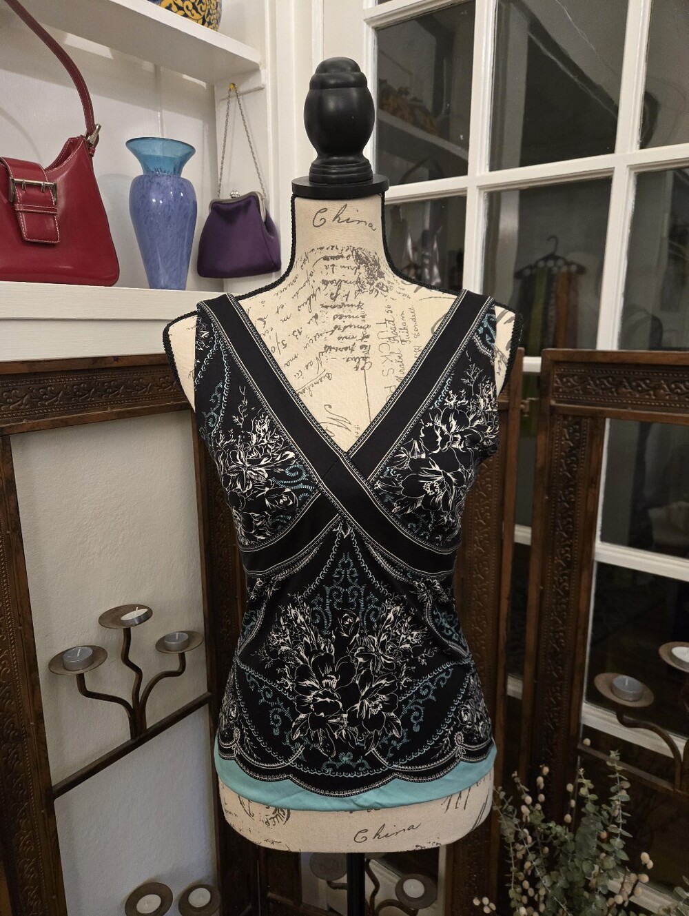 Elie Tahari Silk V-Neck Tank, Sz M